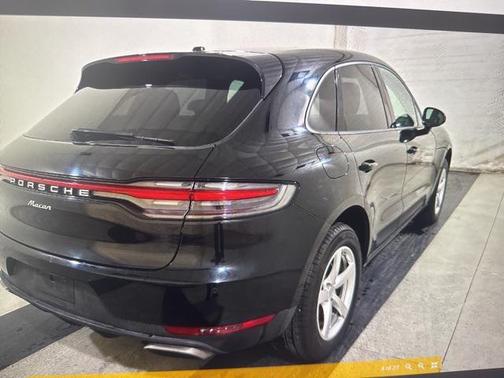 2020 Porsche Macan Base
