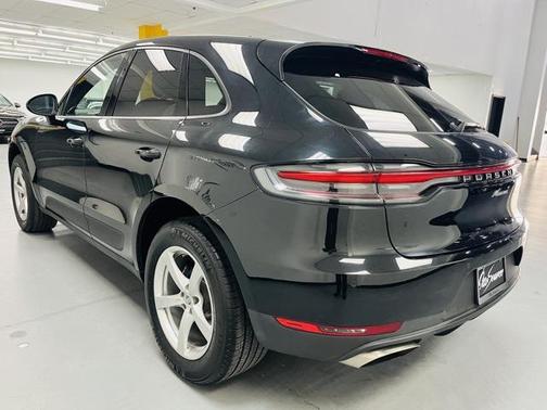 2020 Porsche Macan Base