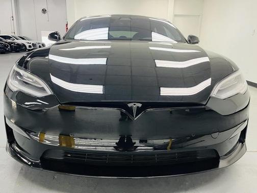 2022 Tesla Model S Base