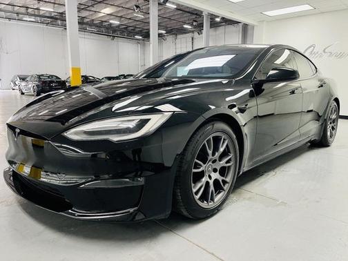 2022 Tesla Model S Base
