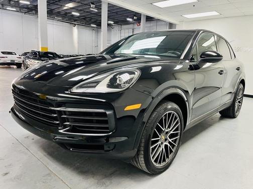 2021 Porsche Cayenne Base