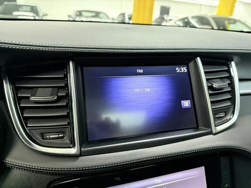 2021 INFINITI QX50 LUXE