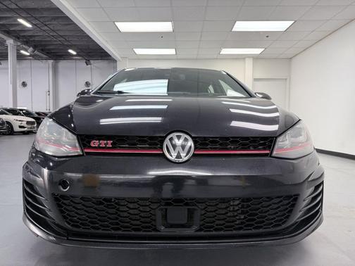 2017 Volkswagen Golf GTI 2.0T S 4-Door