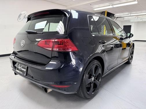 2017 Volkswagen Golf GTI 2.0T S 4-Door