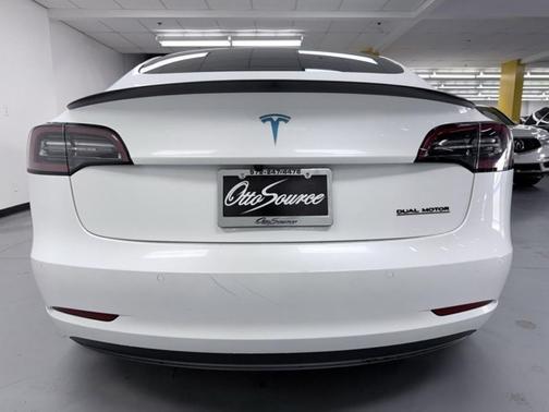 2022 Tesla Model 3 Performance