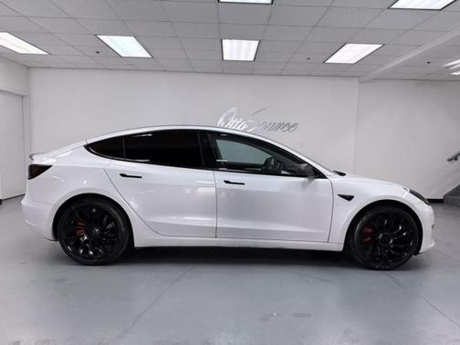 2022 Tesla Model 3 Performance