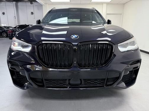 2022 BMW X5 M50i
