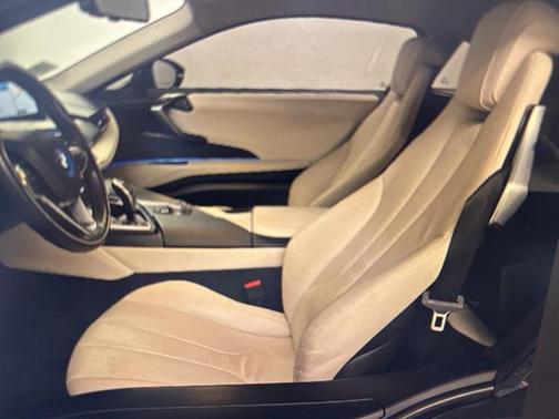 2015 BMW i8 Base