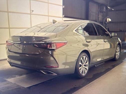 2019 Lexus ES 350 Base