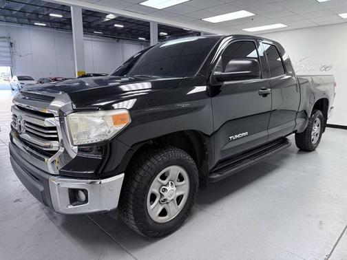 2017 Toyota Tundra SR5