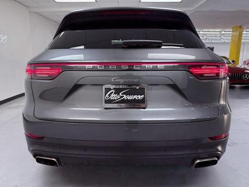 2019 Porsche Cayenne Base