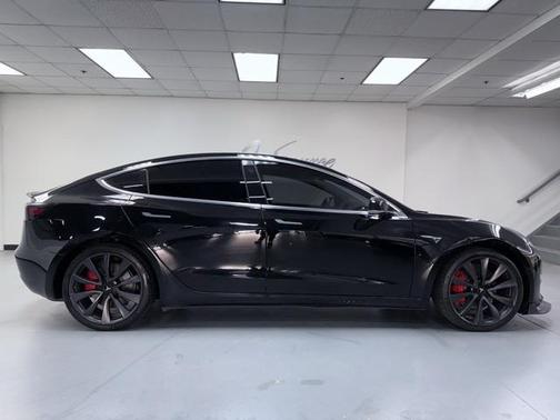 2020 Tesla Model 3 Performance
