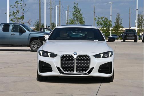 Mineral White Metallic 2025 BMW 430 i