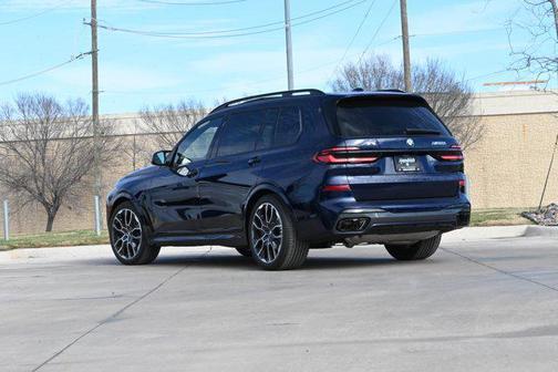 2026 BMW X7 M60i