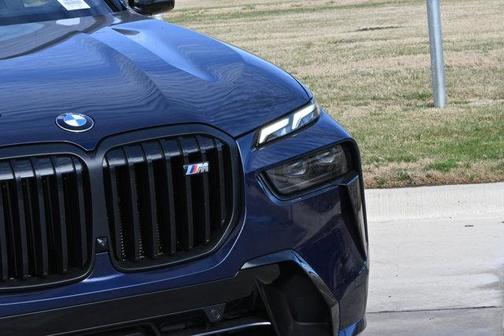 2026 BMW X7 M60i