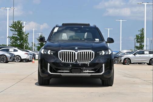 Black Sapphire Metallic 2026 BMW X5 xDrive40i