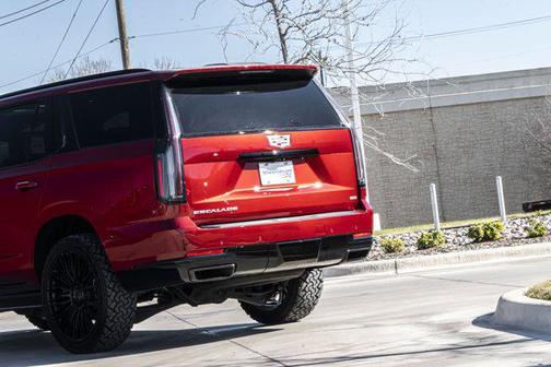 2025 Cadillac Escalade Sport Platinum