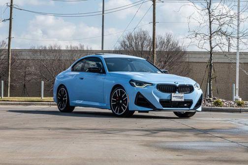 2025 BMW M240 i