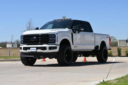 2025 Ford F-250 Platinum