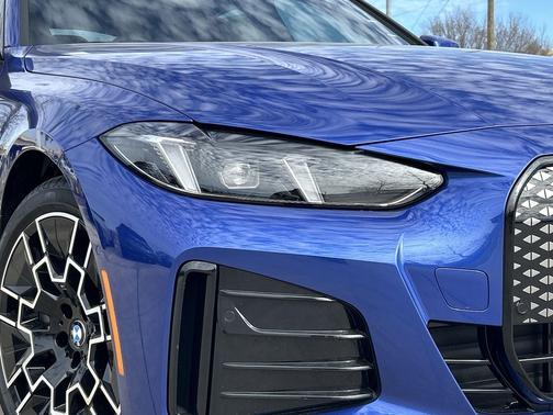 Portimao Blue Metallic 2026 BMW i4 Gran Coupe xDrive40