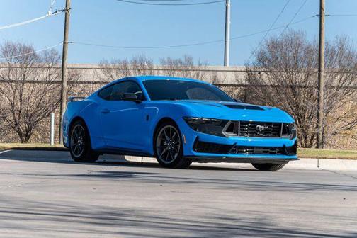 2025 Ford Mustang Dark Horse Fastback