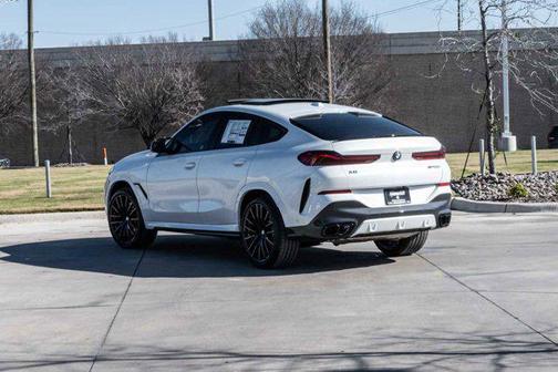 2026 BMW X6 M60i