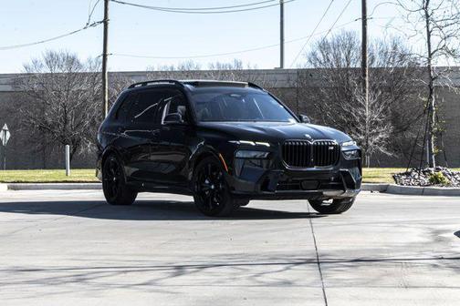 2023 BMW X7 xDrive40i