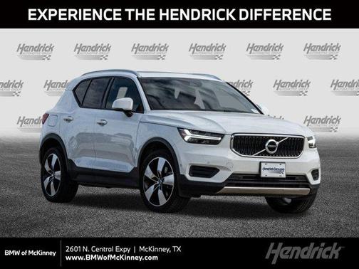 2019 Volvo XC40 T4 Momentum