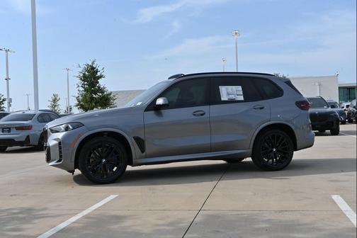 Skyscraper Grey Metallic 2026 BMW X5 xDrive40i