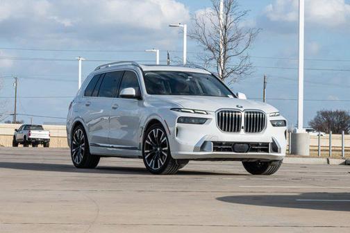 2024 BMW X7 xDrive40i