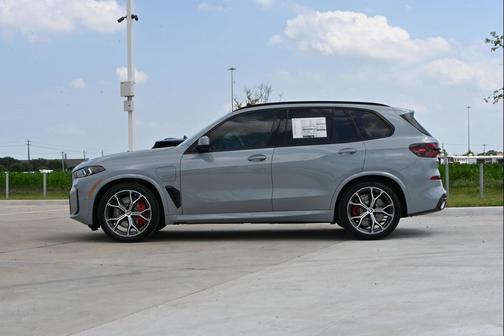 Brooklyn Grey Metallic 2026 BMW X5 PHEV xDrive50e