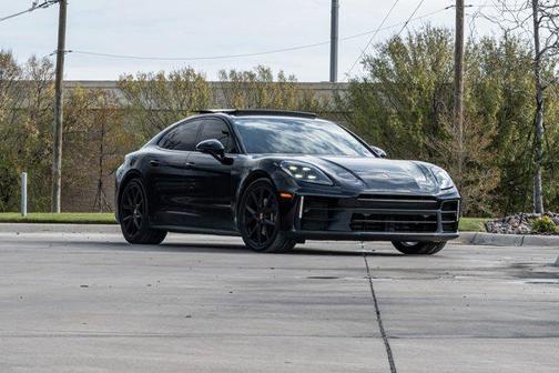 2024 Porsche Panamera Panamera 4