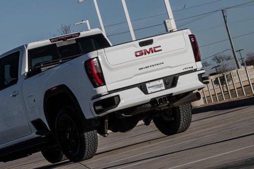 2025 GMC Sierra 2500 AT4