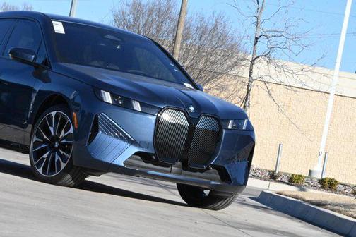 2026 BMW iX xDrive45