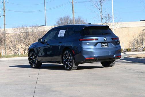 2026 BMW iX xDrive45