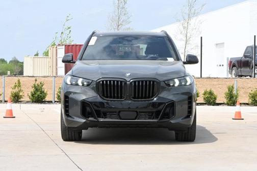 Dravit Grey Metallic 2026 BMW X5 xDrive40i