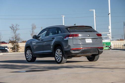 2020 Volkswagen Atlas Cross Sport 2.0T SE w/Technology 4MOTION