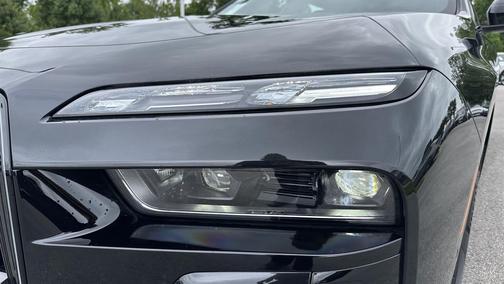 Black Sapphire Metallic 2025 BMW 760 xDrive
