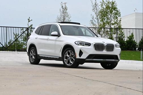 Mineral White Metallic 2022 BMW X3 sDrive30i