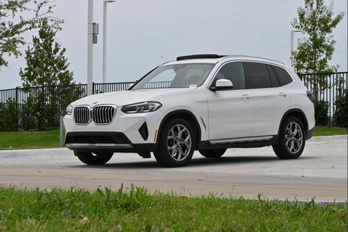 Mineral White Metallic 2022 BMW X3 sDrive30i