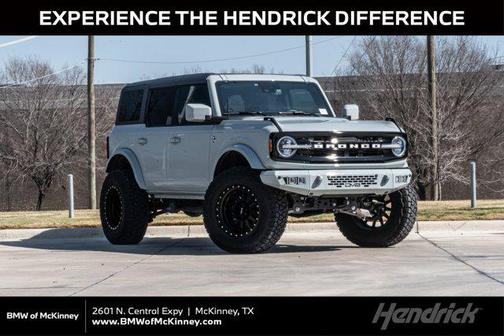 2024 Ford Bronco Outer Banks