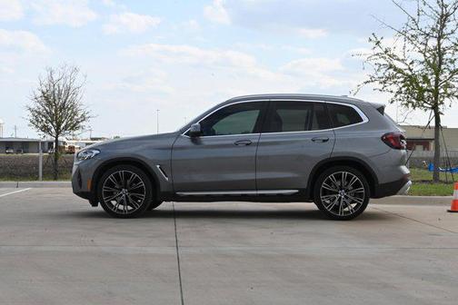 Skyscraper Grey Metallic 2024 BMW X3 sDrive30i