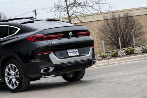 2023 BMW X6 xDrive40i