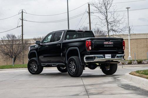 2024 GMC Sierra 1500 SLE