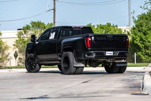 2024 GMC Sierra 3500 Denali