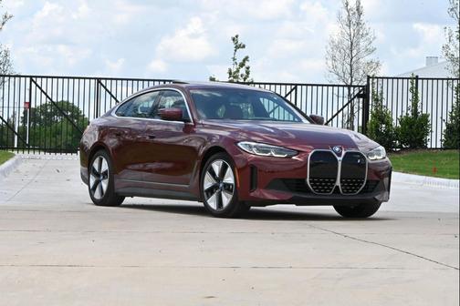 Aventurin Red Metallic 2023 BMW i4 Gran Coupe eDrive35