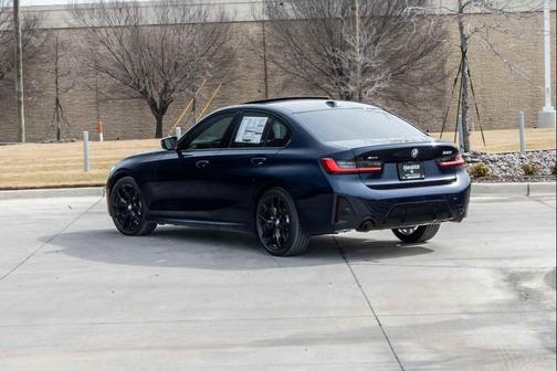 Tanzanite Blue II Metallic 2026 BMW 330 xDrive NA