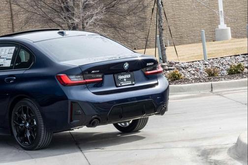 Tanzanite Blue II Metallic 2026 BMW 330 xDrive NA