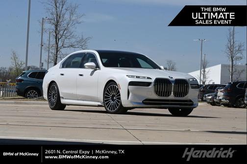 Mineral White Metallic 2026 BMW i7 xDrive60