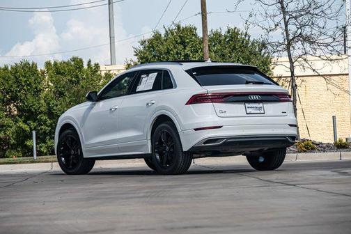 2023 Audi Q8 55 Premium Plus